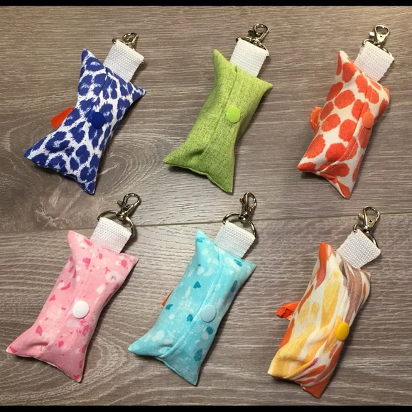 Dog Waste Bag Dispenser Multicolored Pattern - Picture 2 of 3